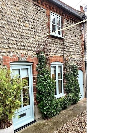 Haven Cottage, Golden Square Cromer Exterior foto